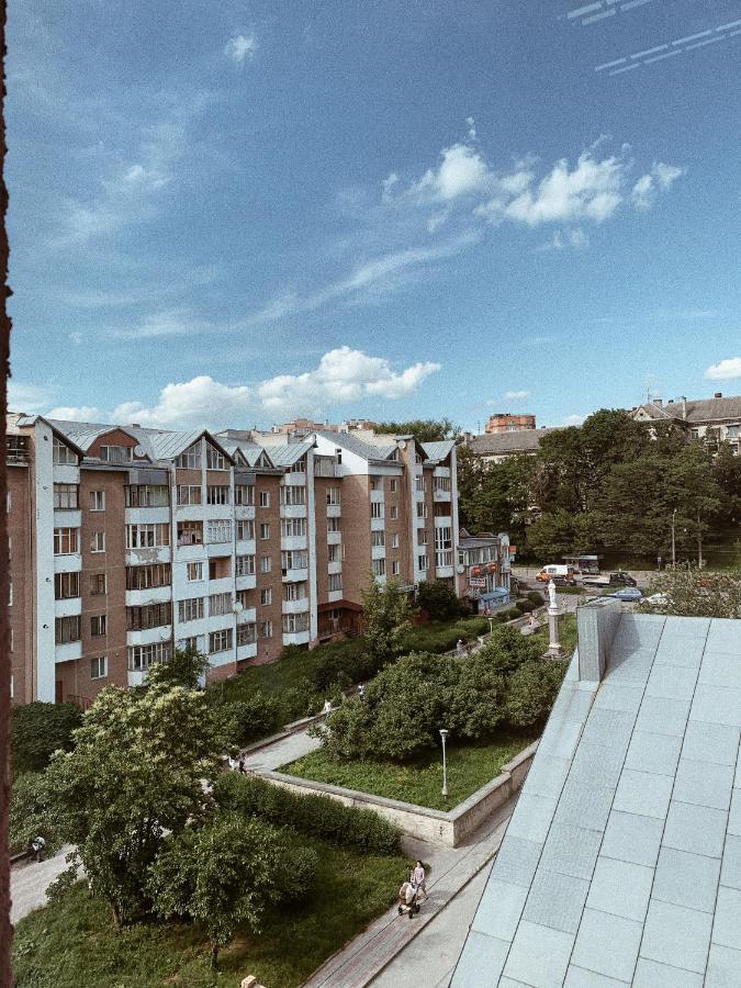 У Поттера Hostel Тернопил Екстериор снимка