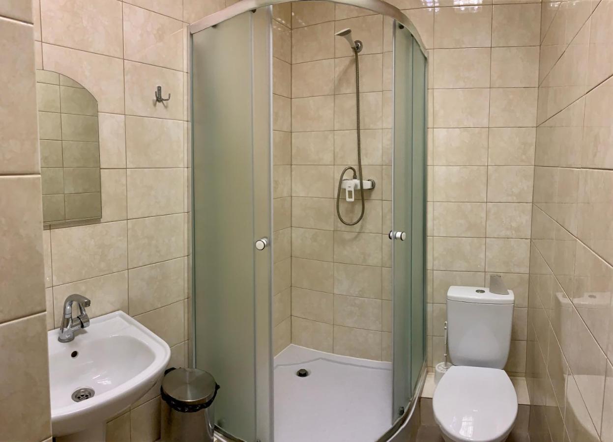 У Поттера Hostel Тернопил Екстериор снимка