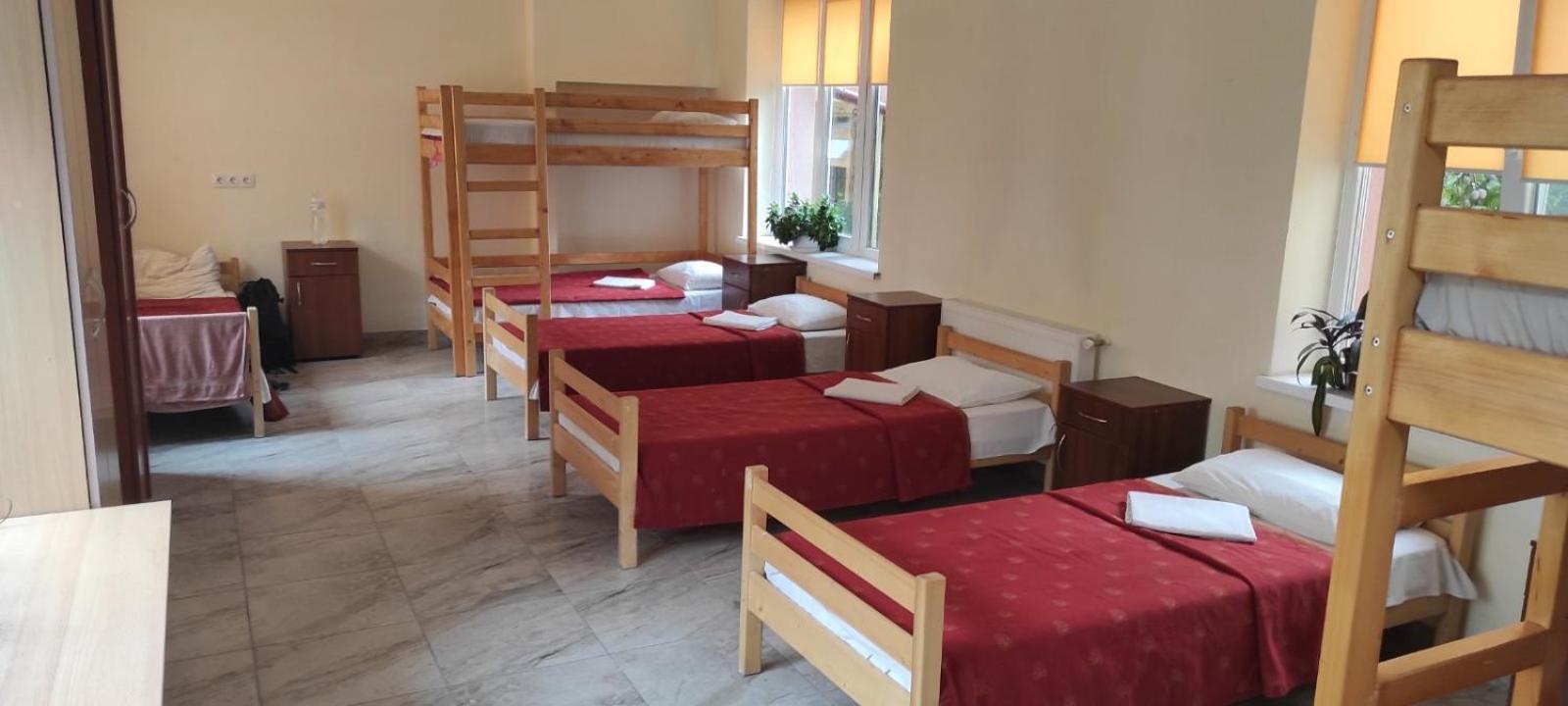 У Поттера Hostel Тернопил Екстериор снимка