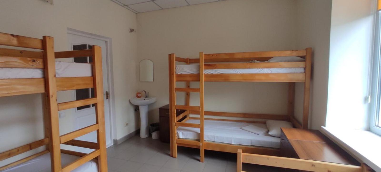 У Поттера Hostel Тернопил Екстериор снимка