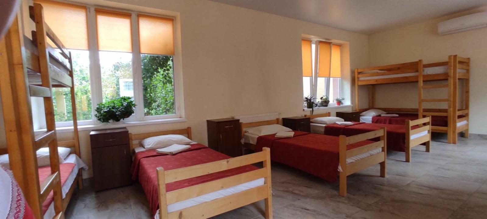 У Поттера Hostel Тернопил Екстериор снимка